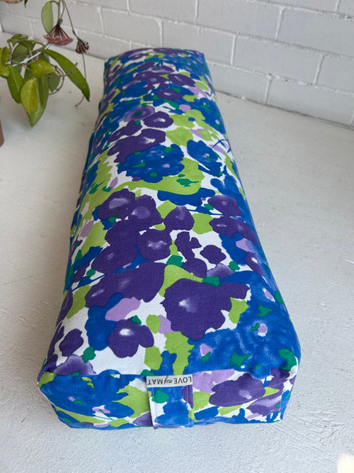 FloralBlueCushionLong