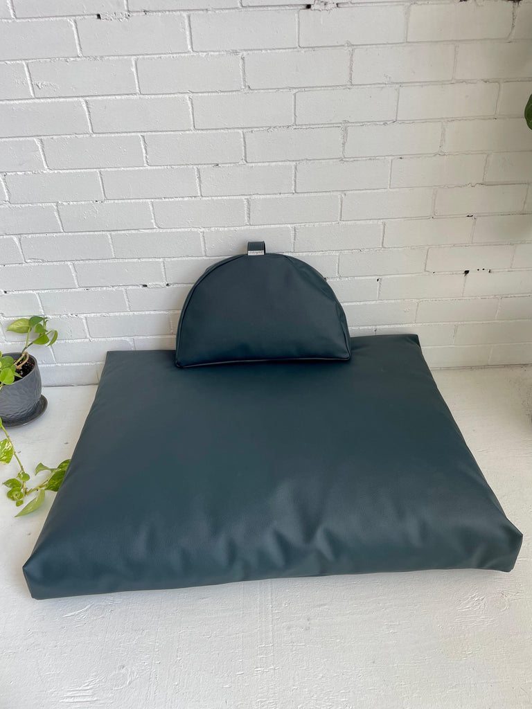 Royal Vinyl Sit Set - Love My Mat