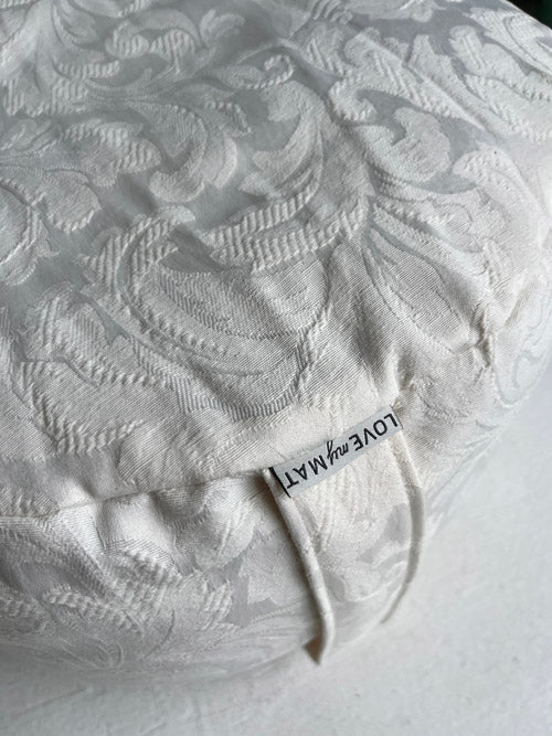 Extra large meditation pillow with handle