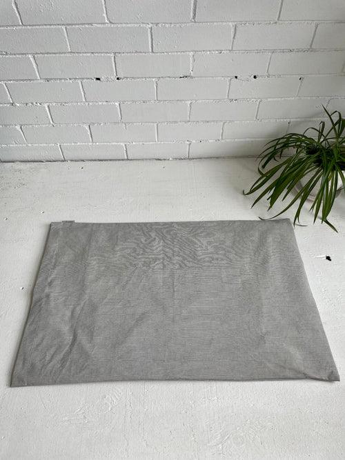 +Rayas Mini Weighted Blanket - Love My Mat